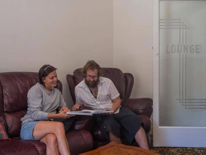 Otira Stagecoach Hotel Bagian luar foto